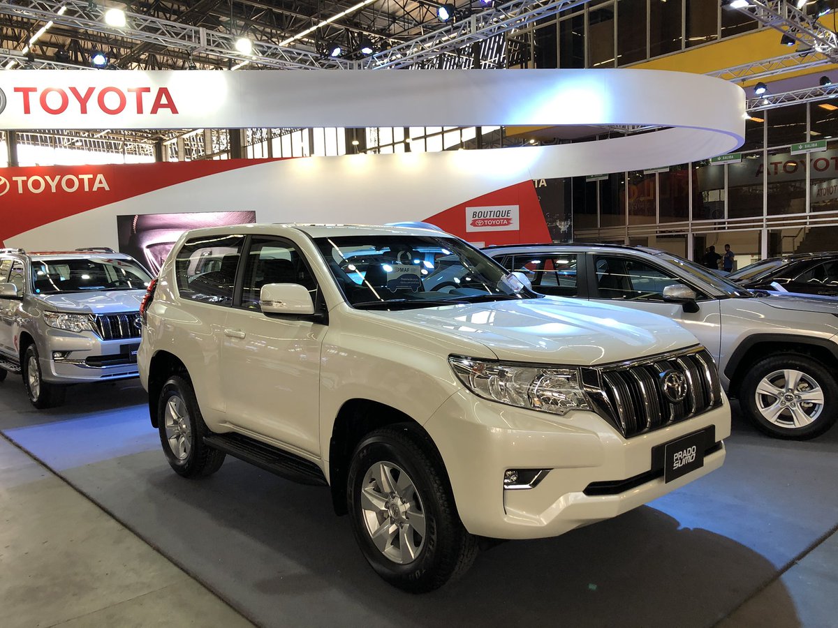 ExpoCarAnt's tweet photo. En @toyotacolombia no sabrías cuál elegir, así que ven y pruébalos todos en #expocar2019 ¡quedan pocas horas! https://t.co/QyDk8Bd7Ad