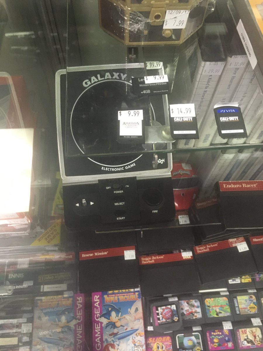 ItsgabboGabe's tweet photo. I'm not sure if $100 was a good deal on Galaxy II. Its constant blinkiness made it hard to play, although the presentation was really neat.
#GalaxyII #retrogaming https://t.co/TEGjNp4Z33