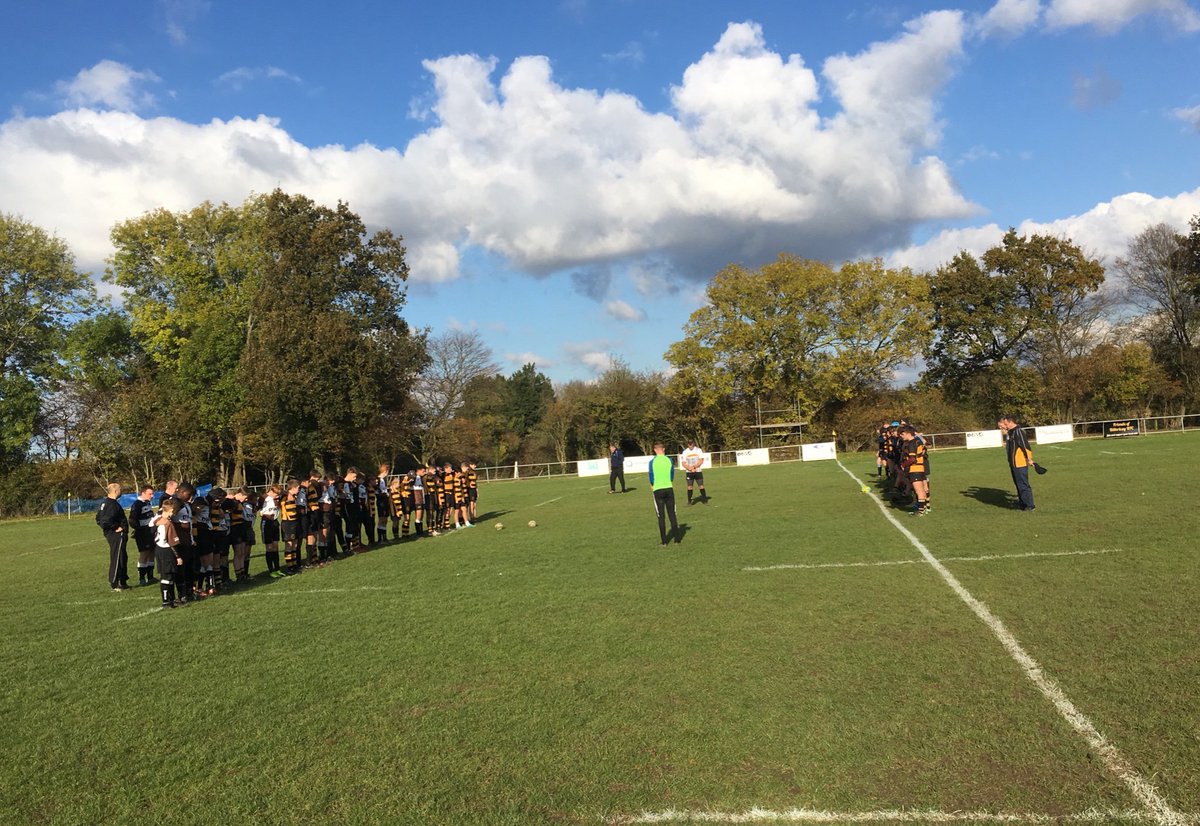 Billericaybees's tweet photo. Thank you to @BillericayRFC U14s &amp; U15s and @withamrugbyclub U14s &amp; @etonmanor U15s for two great matches and an impeccable show of respect on Remembrance Day. 👏🏉 #LestWeForget #RugbyFamily https://t.co/yaeI5RFyS9