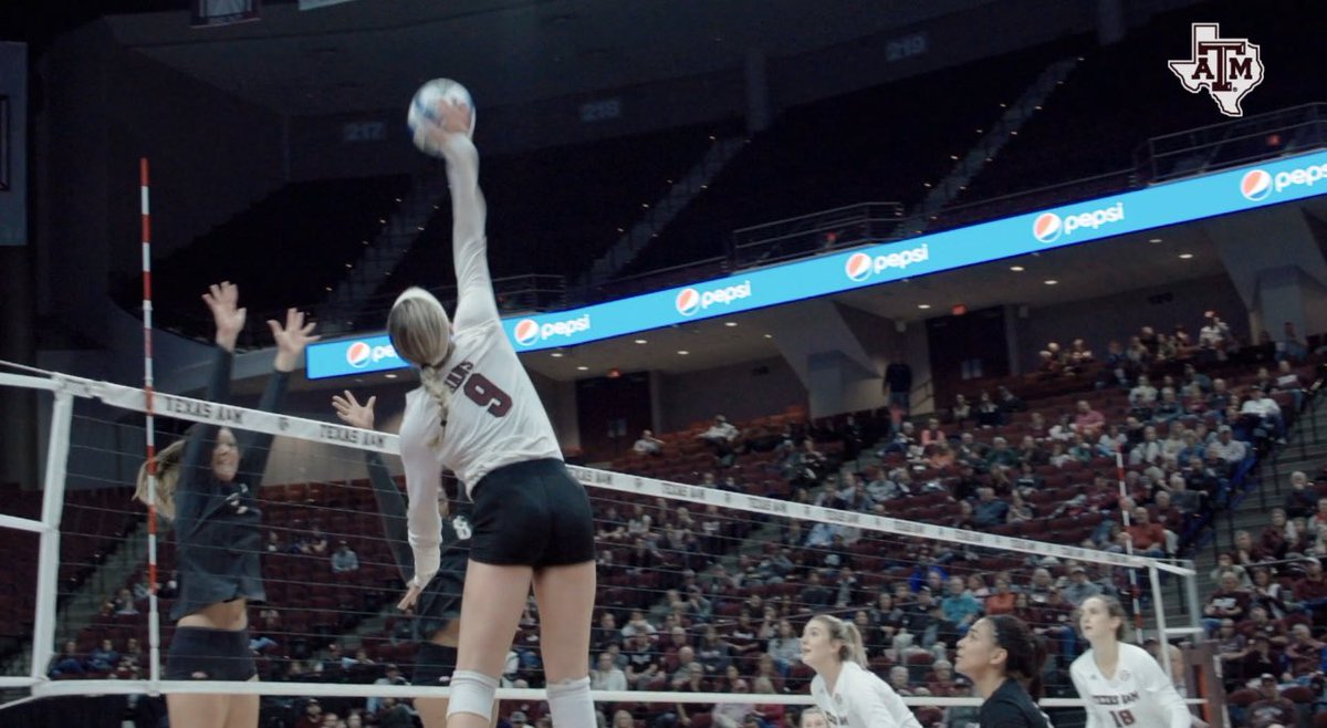 cam_croom's tweet image. Frames //@AggieVolleyball\\

#SonyFS700 #aggievolleyball #frames #12thman