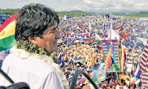 CubacooperaEcCh's tweet photo. Me sumo plenamente a la denuncia enérgica del golpe de Estado en marcha contra el Presidente legítimo de #Bolivia, @evoespueblo. Llamamos a detener esta peligrosa maniobra. #EvoEsPueblo
@CubaMINREX
#CubaEsSalud
#CubaCoopera
@CubacooperaEcCh https://t.co/M8WfjcOQE4