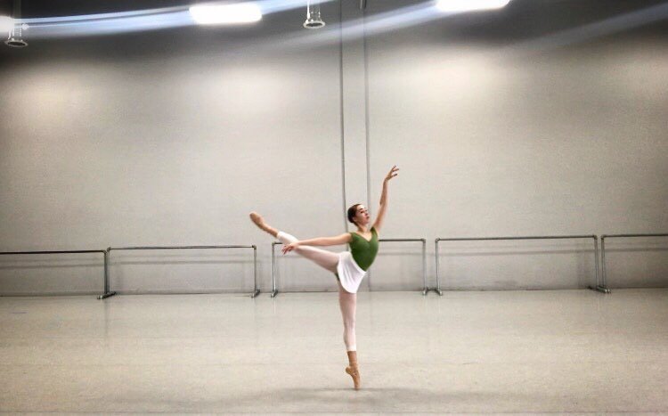 GaynorMinden's tweet photo. "The color is a beautiful, unique earth tone which creates a warm, neutral and flattering look on every body! I love this leotard so much that I have five each in a different color!" — #GaynorGirl @sofialutman1 💕💚

#gaynorminden #GMCapSleeve https://t.co/oE9v2lb82x