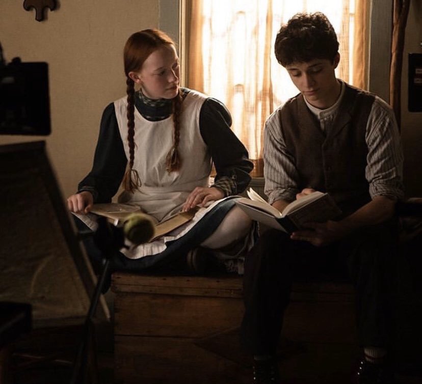 ladybjrd's tweet photo. HAPPY ANNE WITH AN E DAY WE GET THIS SHIRBERT SCENE TODAY https://t.co/QZCnpMn50G