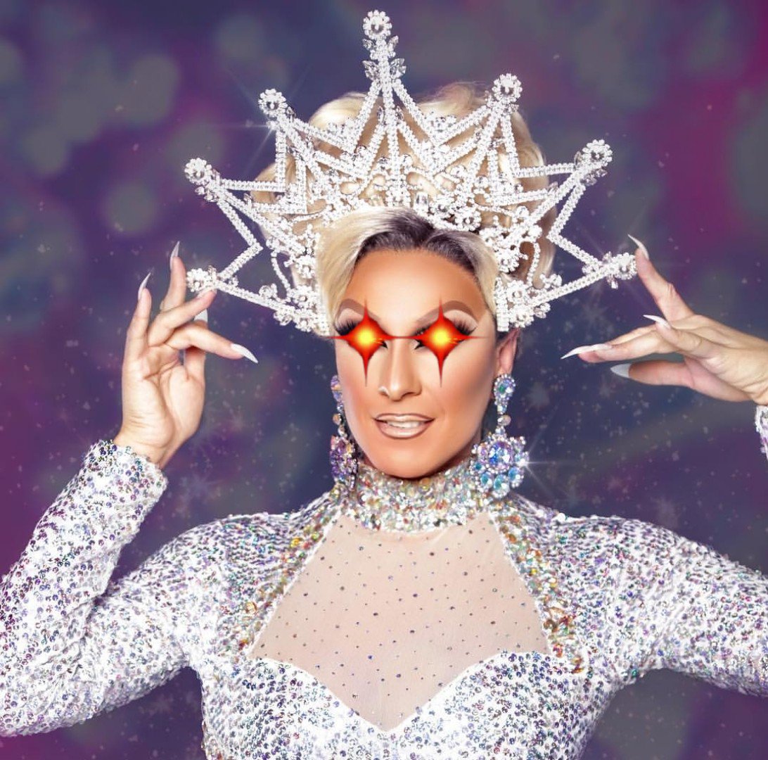I've been listening to Kylie's christmas album all day and I'm feeling it.
