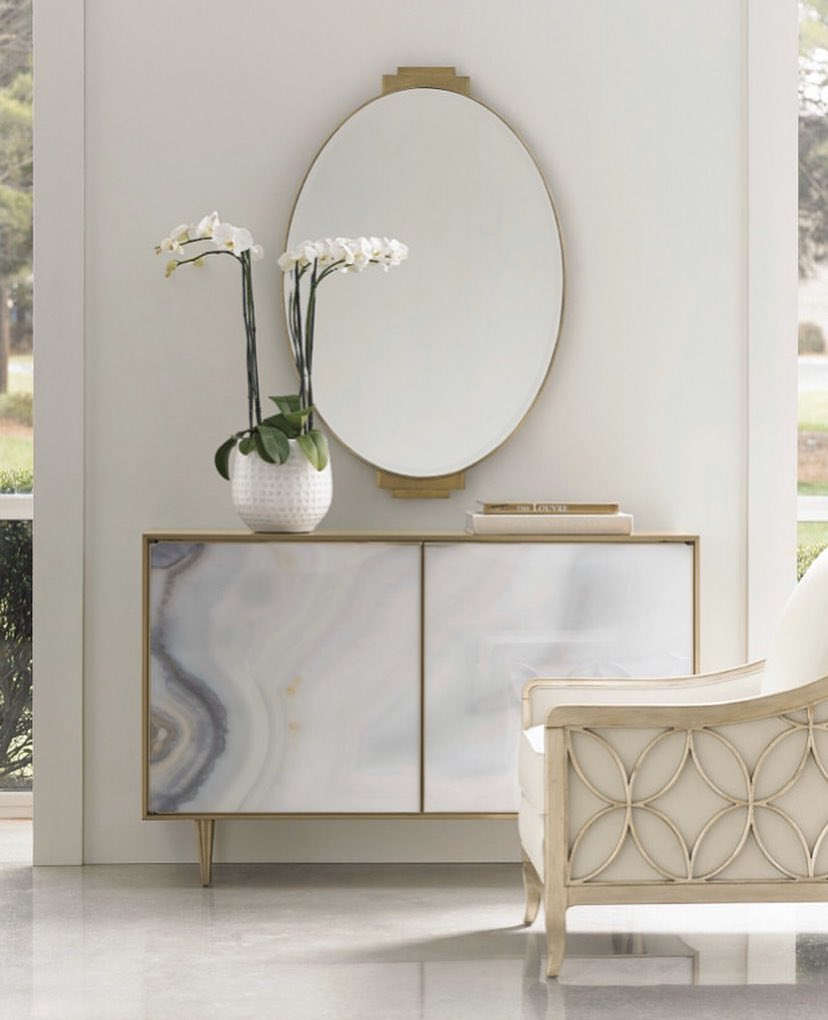 markor_usa's tweet photo. Our world-class designs are redefining luxury hospitality.  Fine casegoods. Stunning finishes. Tailored upholstery.  Discover Markor Hospitality at BDNY this weekend.
Booth #2683
@BDNYFair 
November 10th-11th
A curated collection from our House of Markor Brands. https://t.co/JnnmcUhZHL