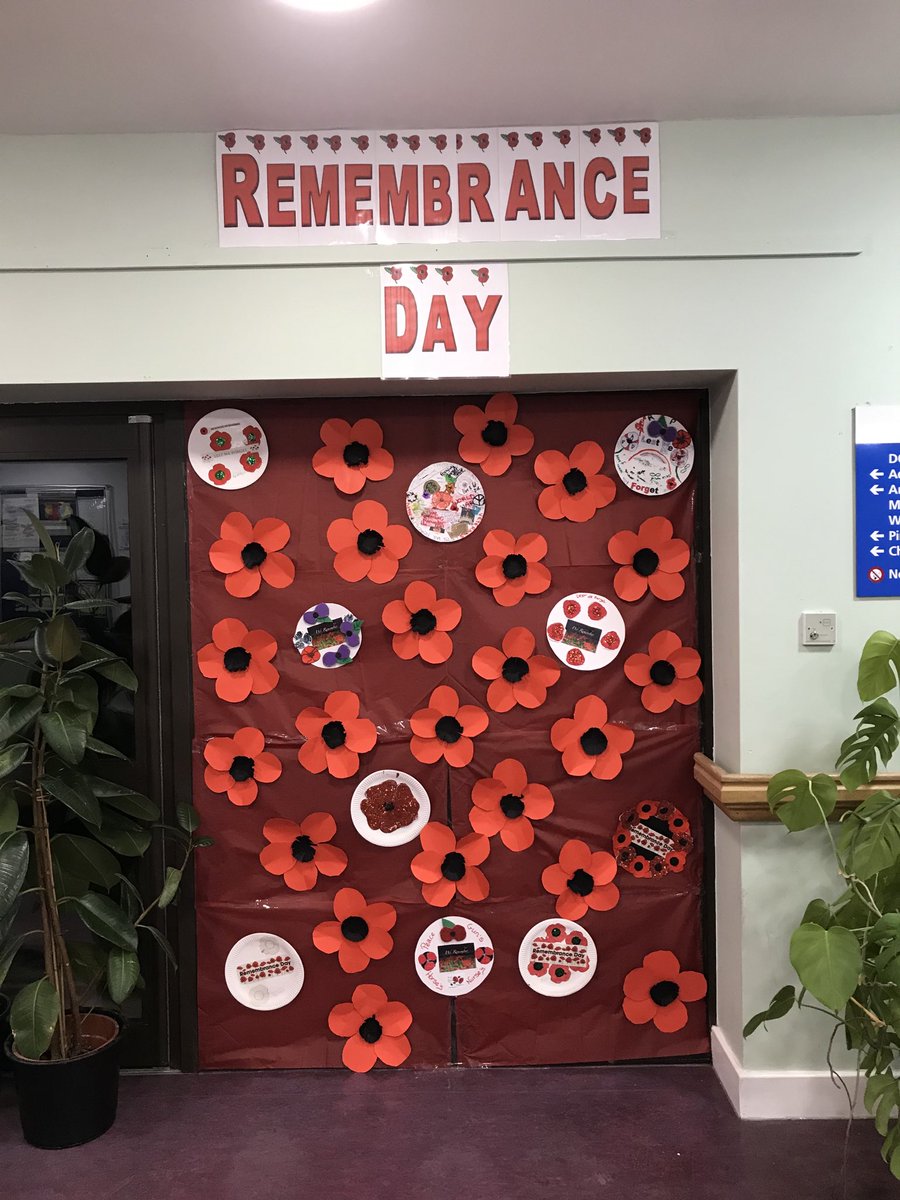 #kmpt Littlebrook remembering , well done to the patients, OT and nursing staff for a great display