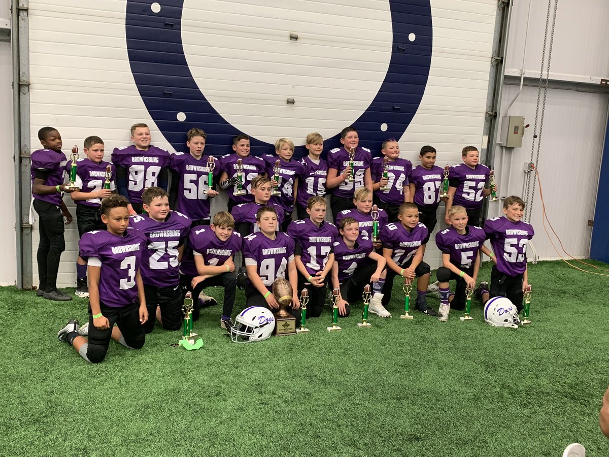 CoachIanBrown's tweet photo. @indycrossroadfb Thanks for a great tournament atmosphere today! 4th grade Central Champs https://t.co/z4HC7JraC5
