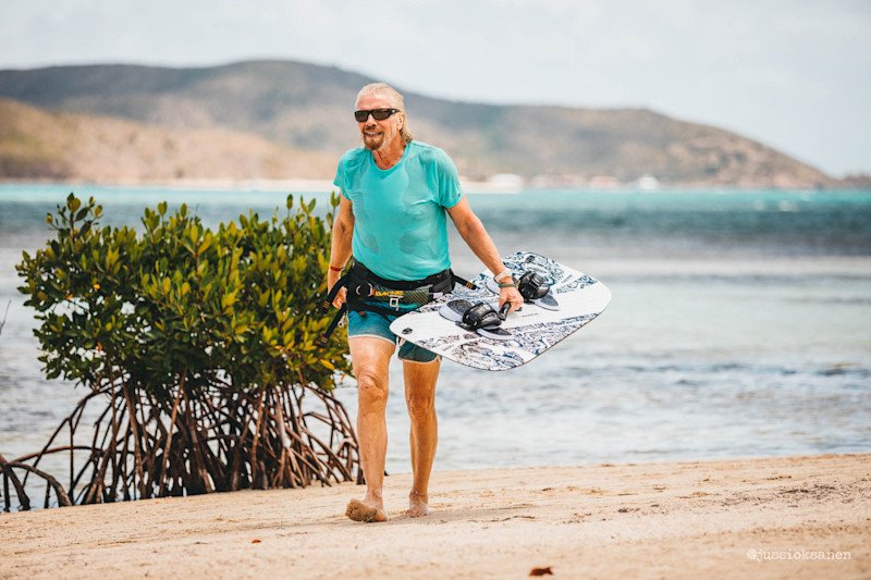 richardbranson's tweet image. How I try and set myself up to have a productive week: virg.in/ino @virginpulse