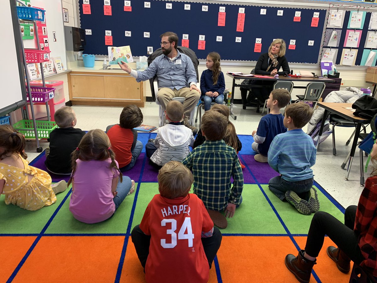 MrsShannonsCrew's tweet photo. Thank you to Friday’s Mystery Reader for making us laugh with all your book choices. You made your girls day! #WATWeDo #Kindergarten https://t.co/YZPOQwuyge