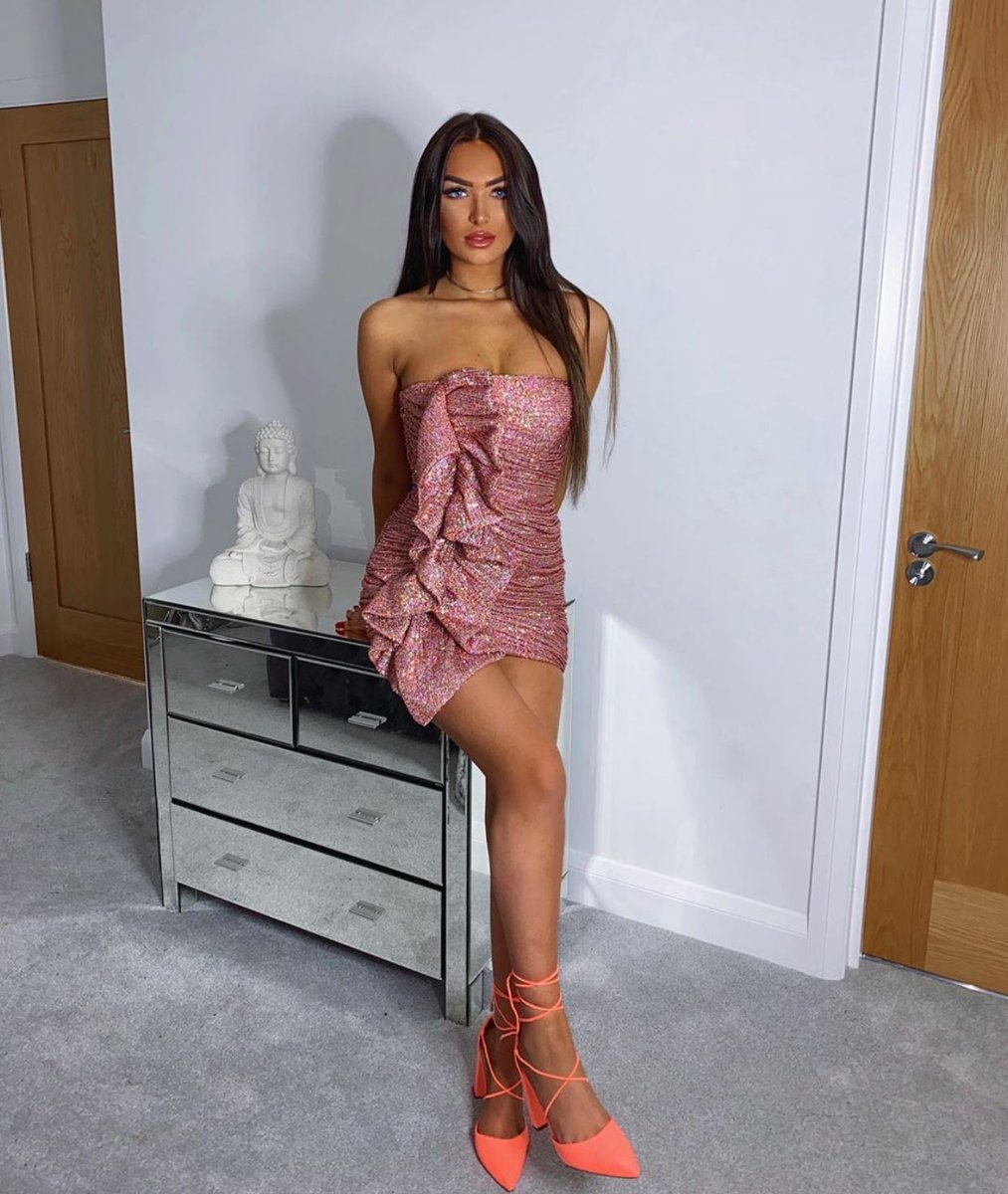 Rose gold vibes in the Grace sequin dress! Shop: https://t.co/A97MfEfgEQ Rose gold vibes in the Grace sequin dress! Shop: https://t.co/A97MfEfgEQ