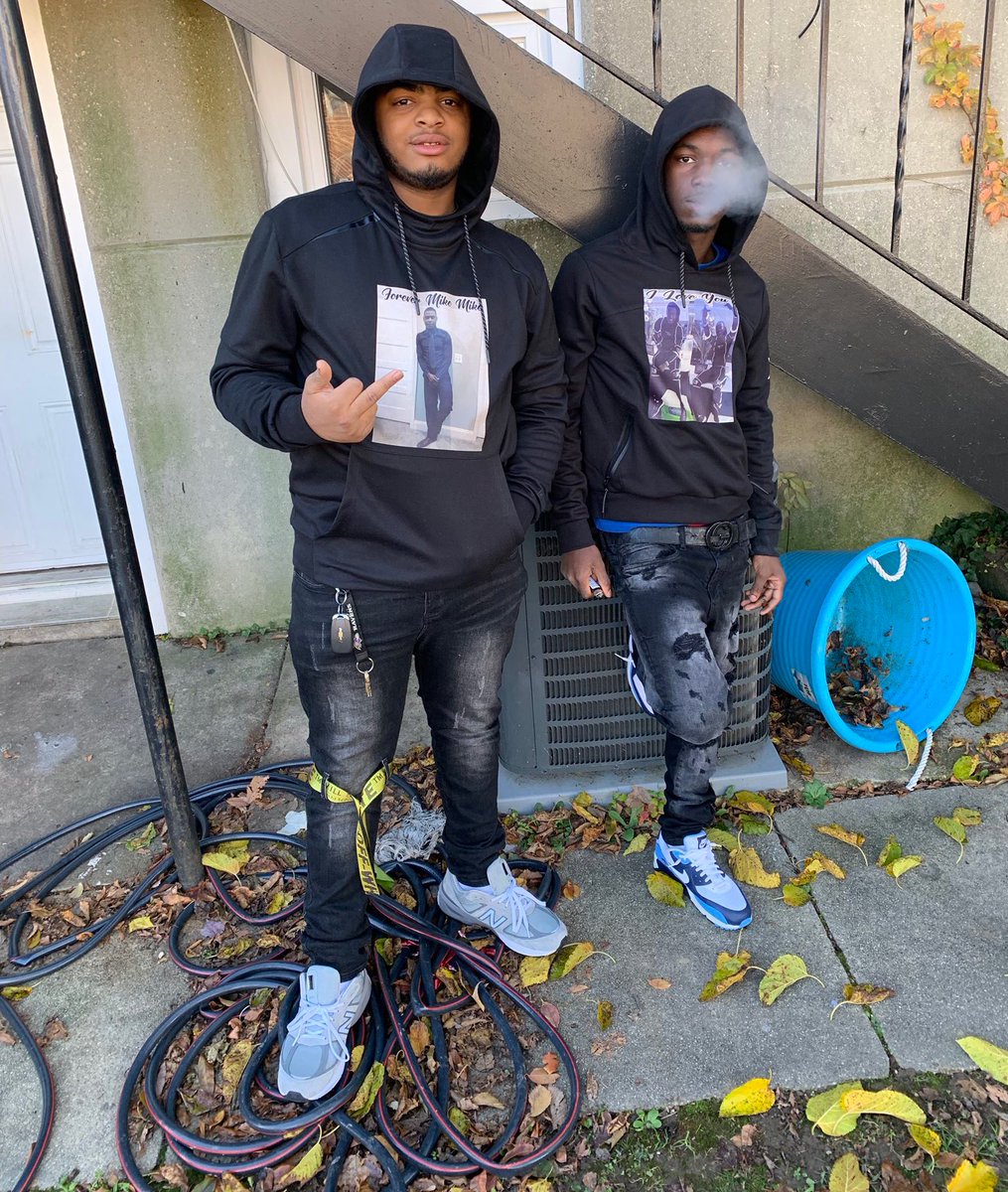 _tyjefe1's tweet photo. #LLMIKEMIKE💔 https://t.co/J4pdr4R46B
