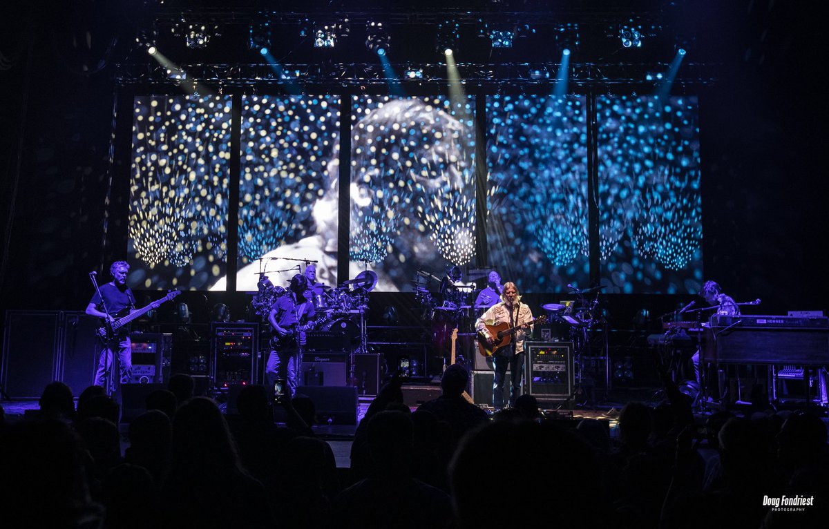 Thank you Chicago. Let’s do it again soon...

<a href="/AuditoriumChgo/">Auditorium Theatre</a> <a href="/MHPresents/">MadisonHousePresents</a> #stringcheeseincident #chicago #SCI25th #grateful