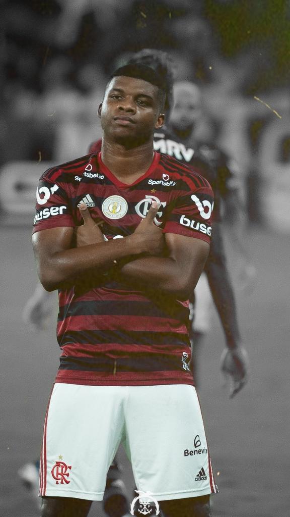 11Urubu's tweet photo. A incrível fábrica de Neguebinhas! 🔴��

#SegueOLíder #JogaremosJuntos #Flamengo #RumoAoHepta https://t.co/WOhIkYZTTf