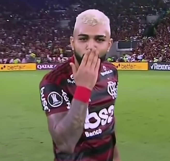 jdxrs's tweet photo. GRANDE DOMINGO PRA QUEM ODEIA O FLAMENGO.
LÍDER ABSOLUTO, CAMPEÃO PORRA! https://t.co/4P1ReZdHBf