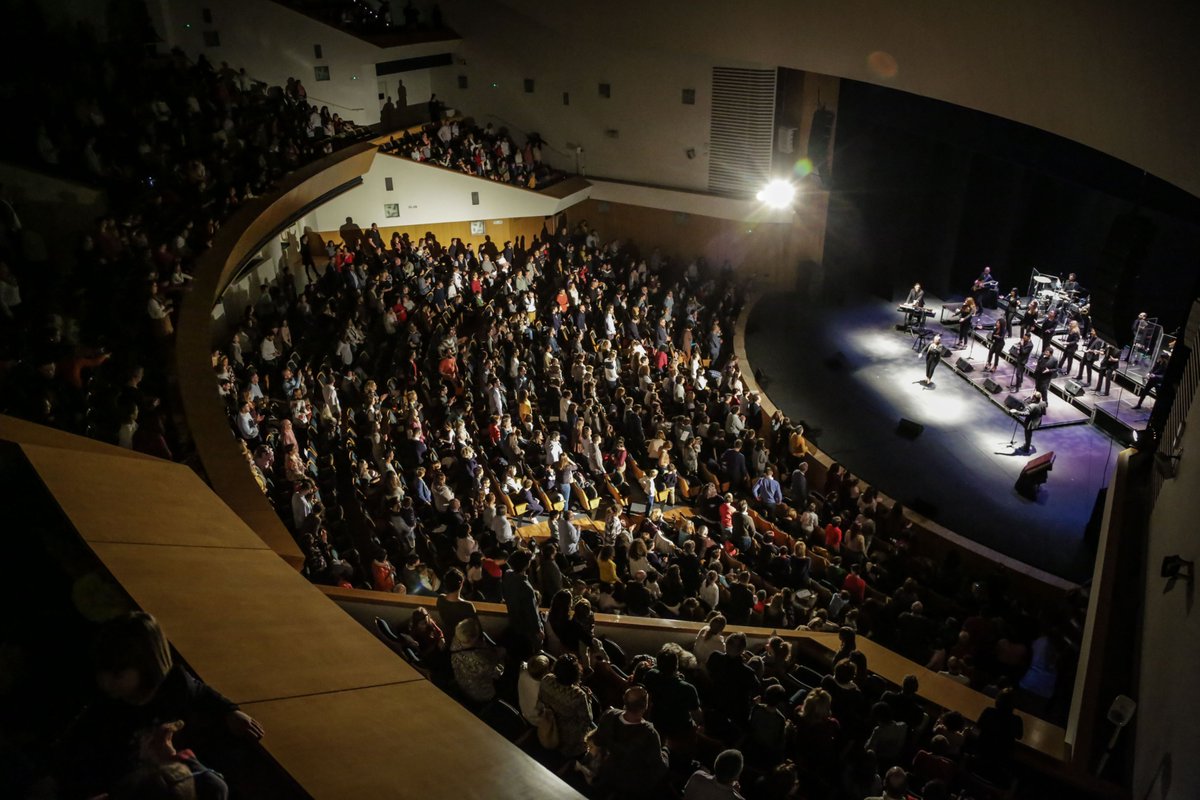 ¡No podíamos haber soñado un estreno mejor para #JoyfulFamily!

❤️Gracias a las casi 2.500 personas que ayer y hoy habéis abarrotado el <a href="/AUDITORIOMURCIA/">Auditorio Regional Víctor Villegas</a> para disfrutar de la oportunidad que nos dio la <a href="/OSRMurcia/">Orquesta Sinfónica de la Región de Murcia</a> para estrenar nuestro nuevo espectáculo en sus #ConciertosEnFamilia.