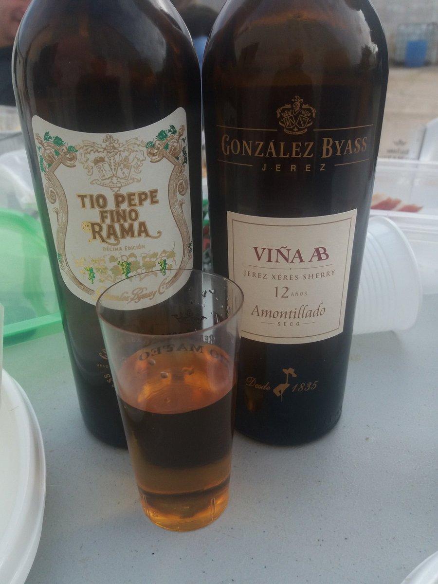 Rafaedgere's tweet photo. #Day7 #OneDayOneSherry llegando final #SherryWeek con @VinosJerez. Año dedicado #Fino termino #TioPepeEnRama #DecimaEdicion y evolución #Soleras #ViñaAB #12Años dos grandes vinos unidos por misma sangre #CarácterTioPepe #CrianzaBiologica #SherryweekYMasAlla #OneYear365Sherrys https://t.co/lhhWerOgKs