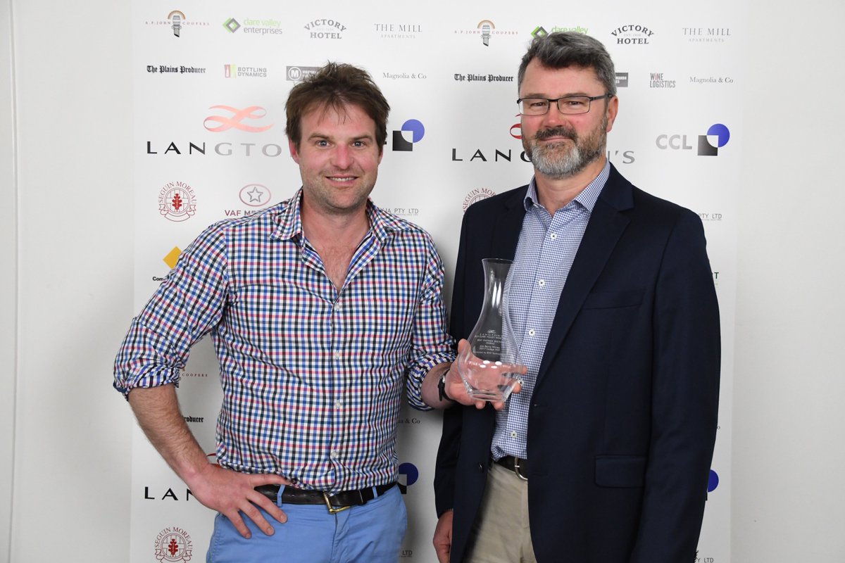 bhftechnologies's tweet image. Congratulations @Jimbarrywines, taking out the trophy for best #vintage #shiraz for their 2017 Loge Hill Shiraz.