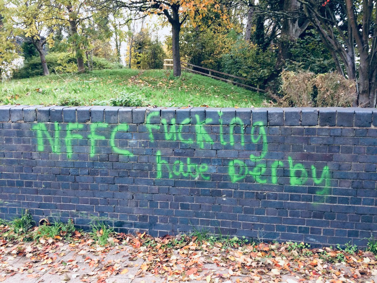 TimPhilips9's tweet image. Spotted this on Bridgford Rd after coming out the Strat on the way to the famous City Ground 😂😂 
And yet another victory for the Reds over the sheep.....U Redzzzz.  #NFFC