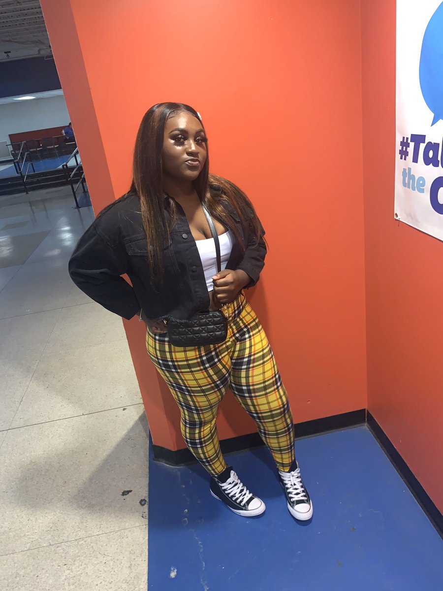 kaloni_ashay's tweet photo. I wasnβt raised to fold under pressure, I was raised to apply it π₯ #duhc19 https://t.co/uLZNMvUk0b