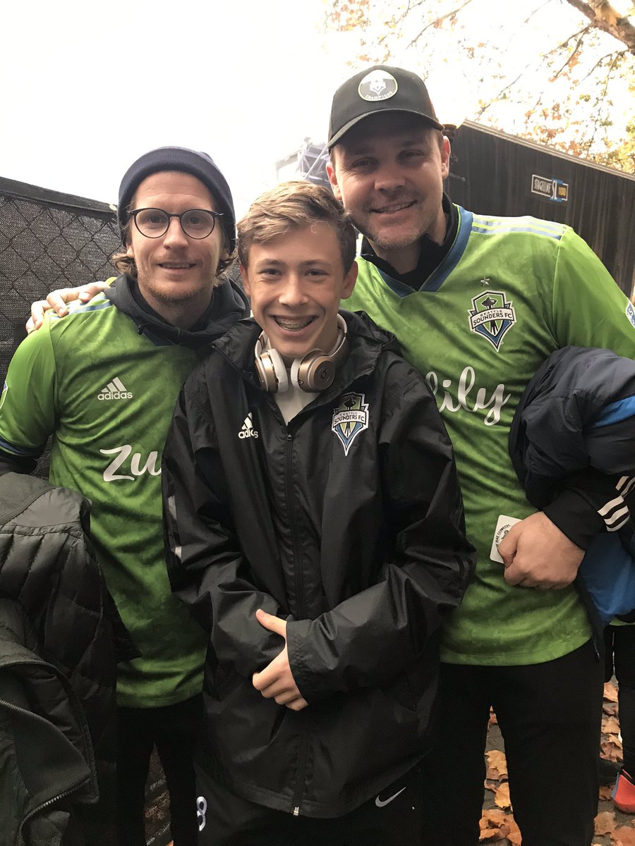 tambes4's tweet photo. @TSumsSoccer with his buddies @ChadMarshall14 &amp; @friberg28  before #SEAvTFC #MLSCup19 #SoundersMatchday #SoundersFC https://t.co/inaqkNyaFa