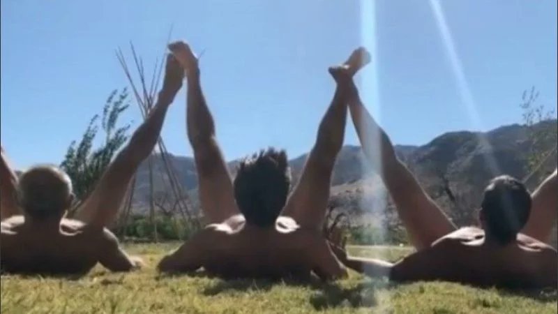 AlPanPan3's tweet photo. La gente que se blanqueó el ano se pondrá factor 50 con la nueva tendencia de #culoalsol? #Buttholesunning. https://t.co/sOy6rTFNnU