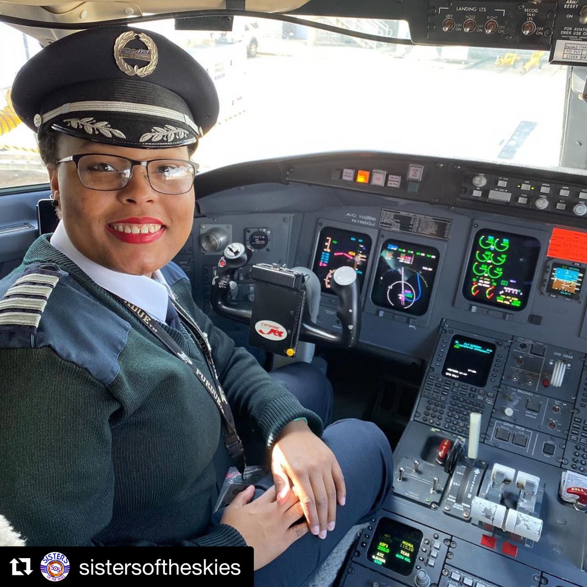 fly_culture's tweet photo. #Repost @SistersoftheSky
・・・
This is your captain speaking! 👩🏾✈️ ✈️ 🎉 Congratulations Dekiyra on the upgrade to the left seat. #sistersoftheskies #upgrade #captain #leftseat #gojet #anotherone https://t.co/pW8HiSZrTw