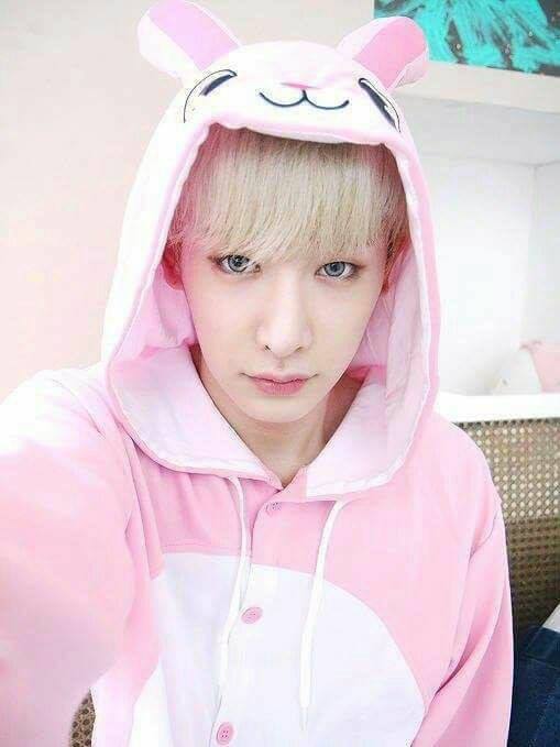 Say it with me. "Softest bunny boy " #ForMonstaX7 #사이버_폭력을_멈춰주세요 @OfficialMonstaX @STARSHIPent