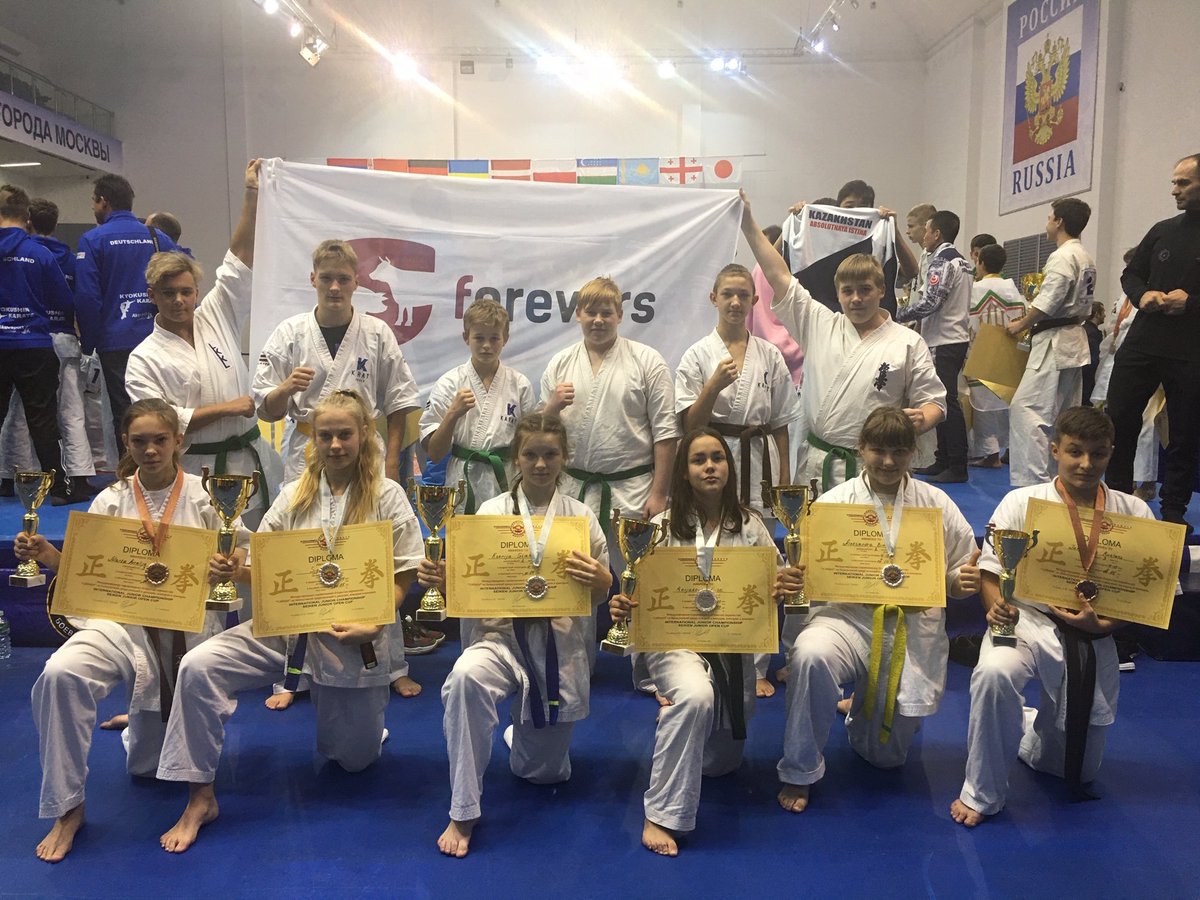 KarateSkola's tweet photo. INTERNATIONAL SHINKYOKUSHINKAI TOURNAMENT “SEIKEN JUNIOR OPEN CUP”, MOSCOW, RUSSIA, 26-27 OCTOBER 2019. Karatē Skolas FOREVERS komanda izcīnīja 5 medaļas! 3.vieta - Ruslans Jakimčenko, Marta Aurēlija Auguste; 2.vieta - Ksenija Šļahta, Signe Līne un Aleksandra Binone #karateskola https://t.co/ePh8KBLfgj
