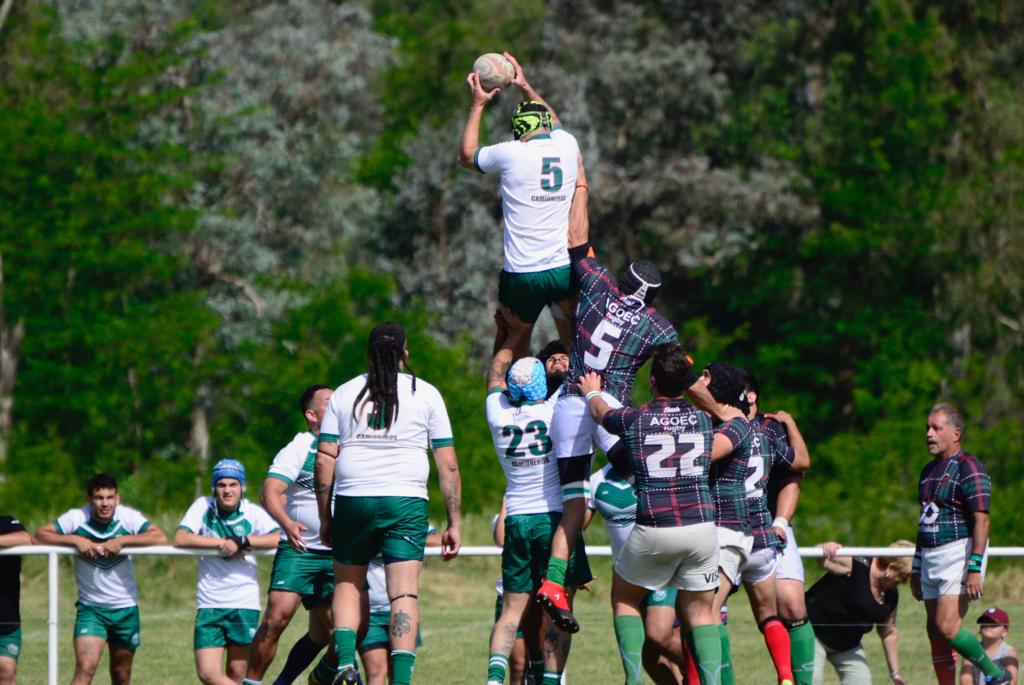 casdcamioneros's tweet photo. 🏉#Rugby: Desde Ezeiza postales del último compromiso de #camioneros en el Top 14 Empresarial. 
💚En Primavera, ¡Todo Verde! https://t.co/GTBu371R8A