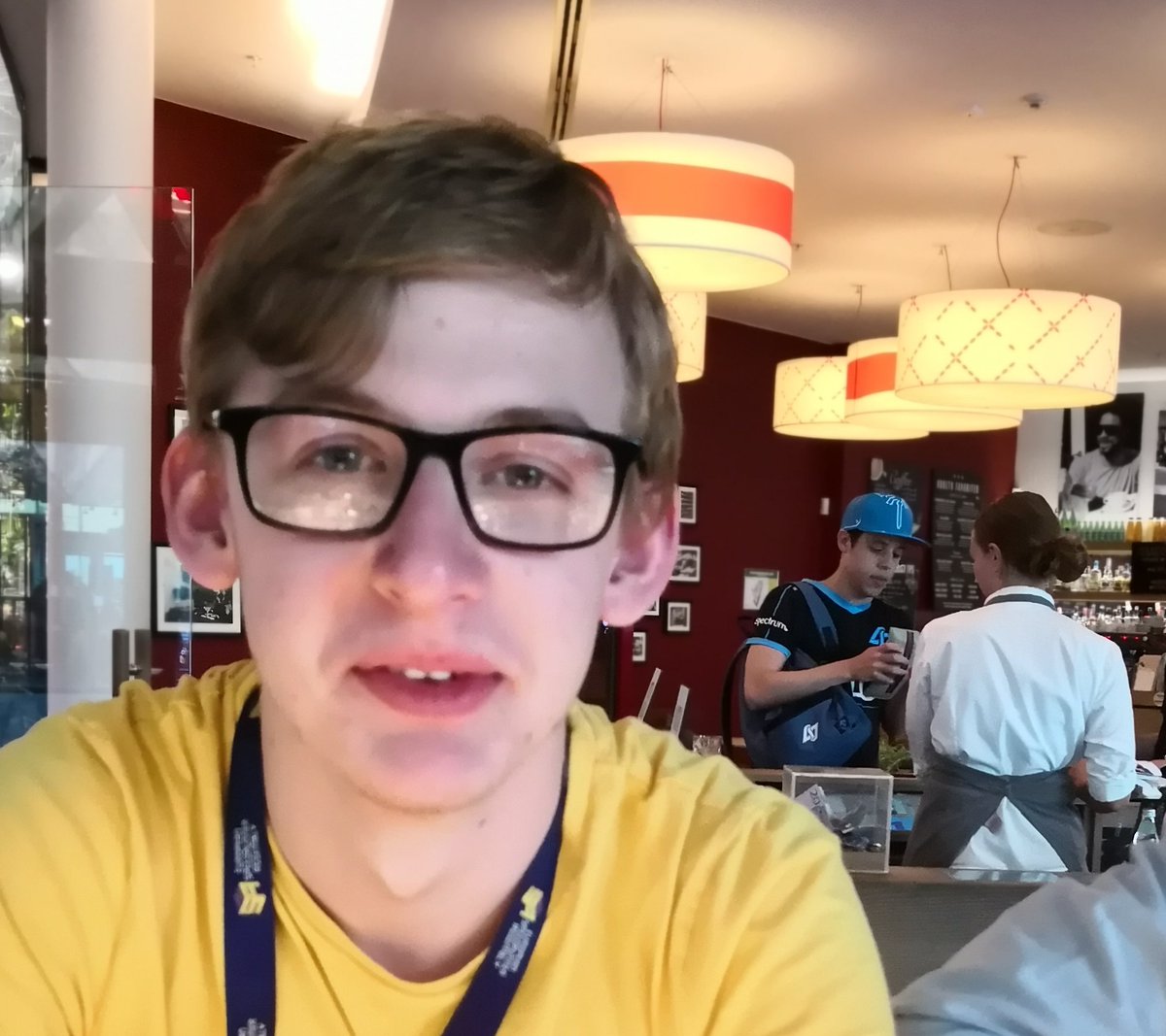 Phillotrax's tweet photo. throwback to #ESASummer19
was so good meeting @cheese051 https://t.co/OgLukIKZl3