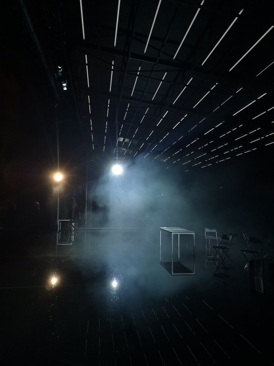 Charly_Goetze's tweet photo. It's been a few days since the premiere but I can't get it out of my head... Constantly hearing 'old Joe has gone fishing...'
Thanks to the amazing people on and behind the stage!
@NTheaterMA
#stagemanager

#opera #Oper #Inspizient #backstage #PeterGrimes 
#operasinger #operalife https://t.co/eiNcxYZGQU