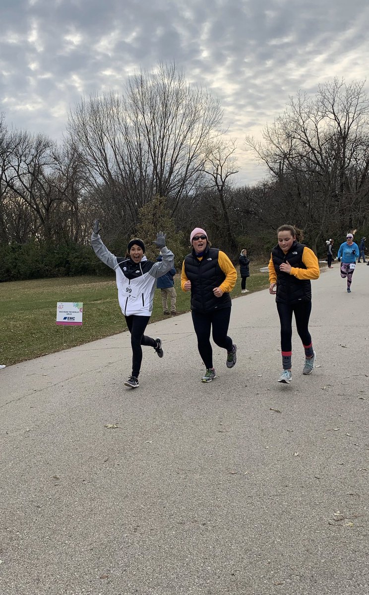 MissBurkley's tweet photo. So proud of these Eason girls running in the Girls On The Run 5k! Way to work hard!! https://t.co/o5tgv1cW1m