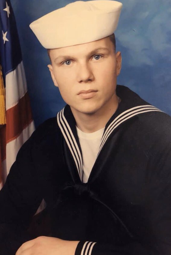 TrooperBob_SC's tweet photo. Happy Veterans Day! 
Rendering a hand salute to all who served! 🙏🏻 🇺🇸 https://t.co/IcxzLkpxrs
