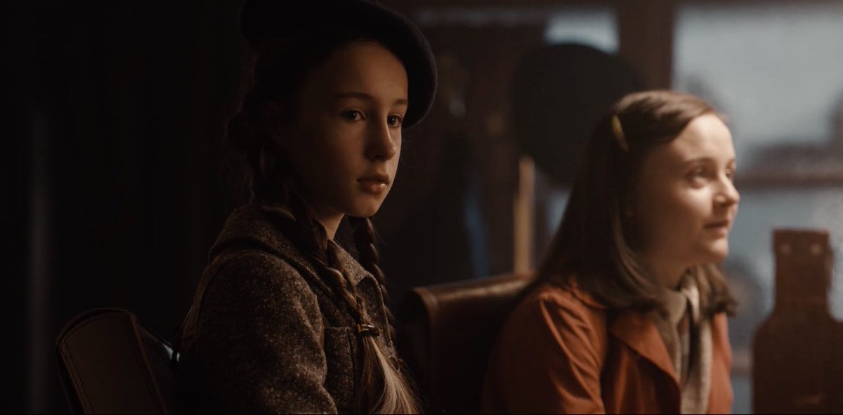 After Ulrich had met his father Tronte, he also saw his mother Jana, who visited the clockmaker Tannhaus together with Ines.