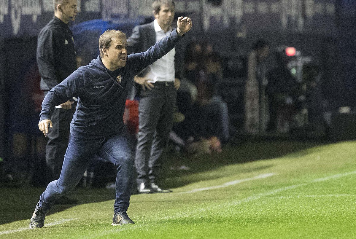Qué suerte tenemos de tener un entrenador que nos representa con pasión, respeto y educación.

Qué suerte tenemos de tener un entrenador con el que nos sentimos identificados.

Qué suerte tenemos de tener a Jagoba Arrasate.

#GetafeOsasuna