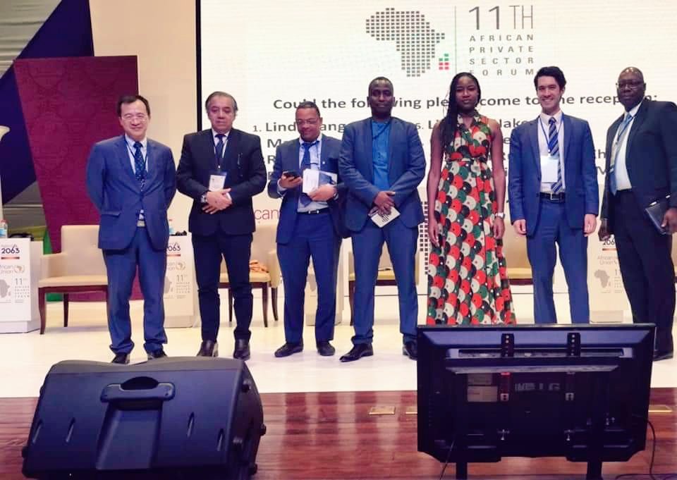 samabdiosman's tweet photo. À cette occasion, j'ai participé au panel de haut niveau sur le rôle de la #Technologie et du #Digital comme facteur d'accélération majeur du processus de transformation économique de l'#Afrique #Djibouti #CTID #AU #UN #OIF #AfricaWeWant #Youth #Empowerment #I4Policy #Tech4Dev https://t.co/PkhuVg6Sj2