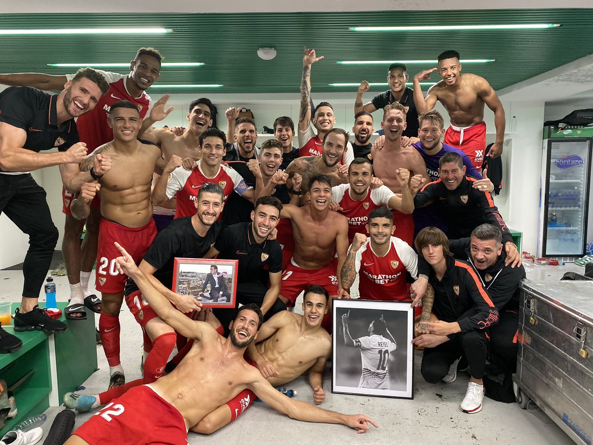 SIIIIIII!!!!!💪🏼💪🏼💪🏼Sevilla es roja y blanca 🔴⚪️ <a href="/SevillaFC/">Sevilla Fútbol Club</a>