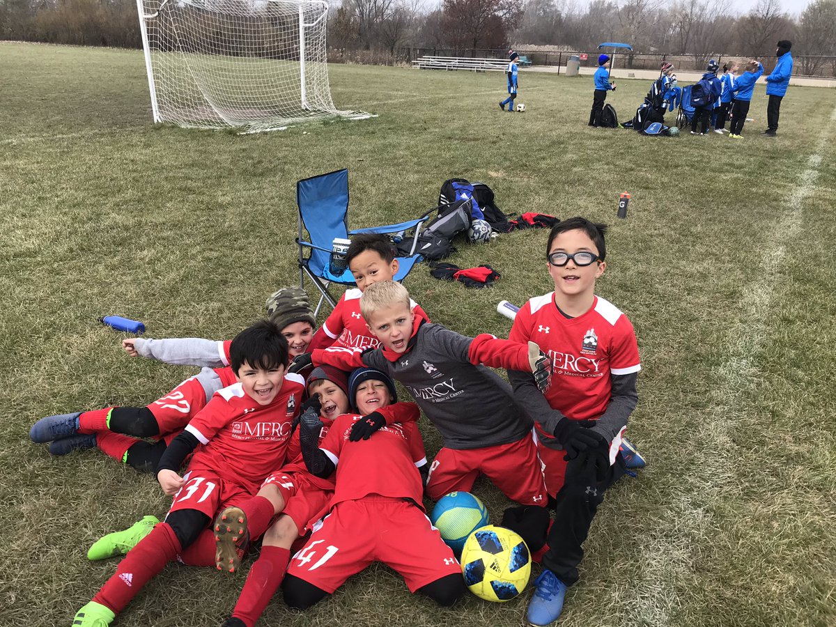 KICS_Airaki's tweet photo. U8 premier. Last game of the season. Division champions! #chicagoKICS https://t.co/ckVatwaySX