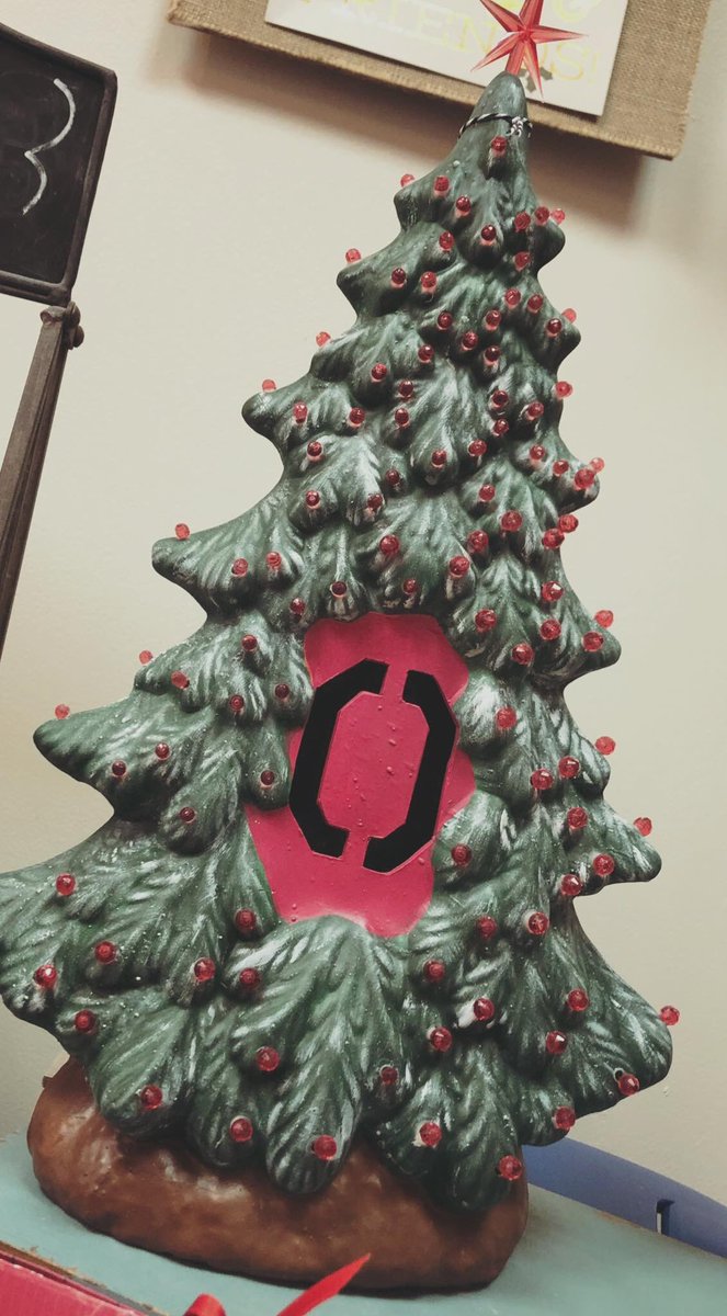 CCStudios5's tweet photo. Perfect gift for the sports fan on your list.
O-H -I-O
#candcstudios
#vintagefashion
#vintageshop
#farmhouse
#etsyshop
#etsyshopsofinstagram
#midcenturymodern
#shoplocal
#shopsmall https://t.co/CnRuggfjXg