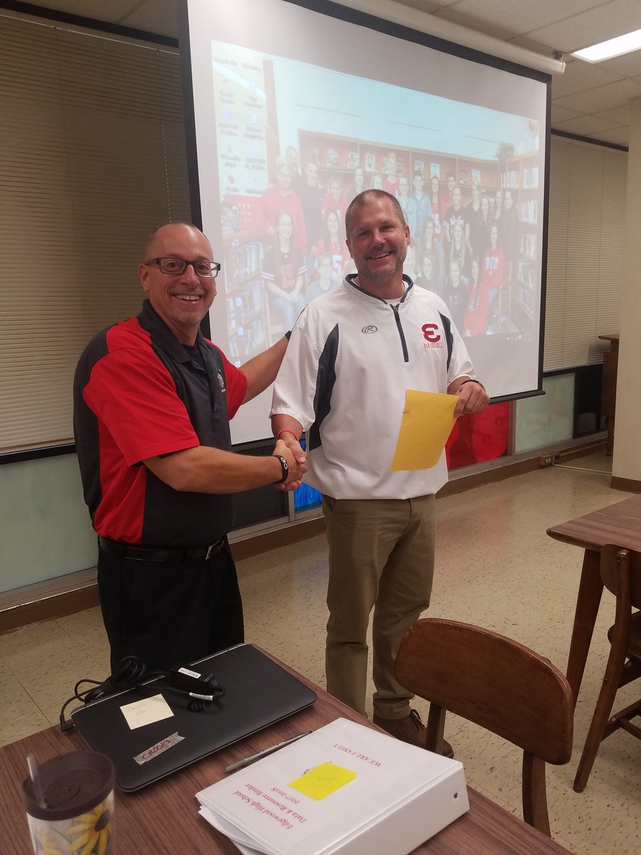 PatrickColucci2's tweet image. Mr. Notar, Edgewood Sr High principal leads our students!