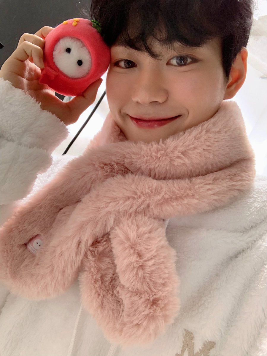 imekr_official's tweet photo. #이세진

세진이와 떠나는 마리몽 나라 투어!!
그 비하인드 현장을 공개합니다 :)

(https://t.co/k8sJsNyMAe)

#iMeKOREA #아이엠이코리아
#LeeSejin #마리몽X스파오
#MarimongXSpao #Collaboration
#비하인드 #Naver_Post https://t.co/c6YSlYjRQ6