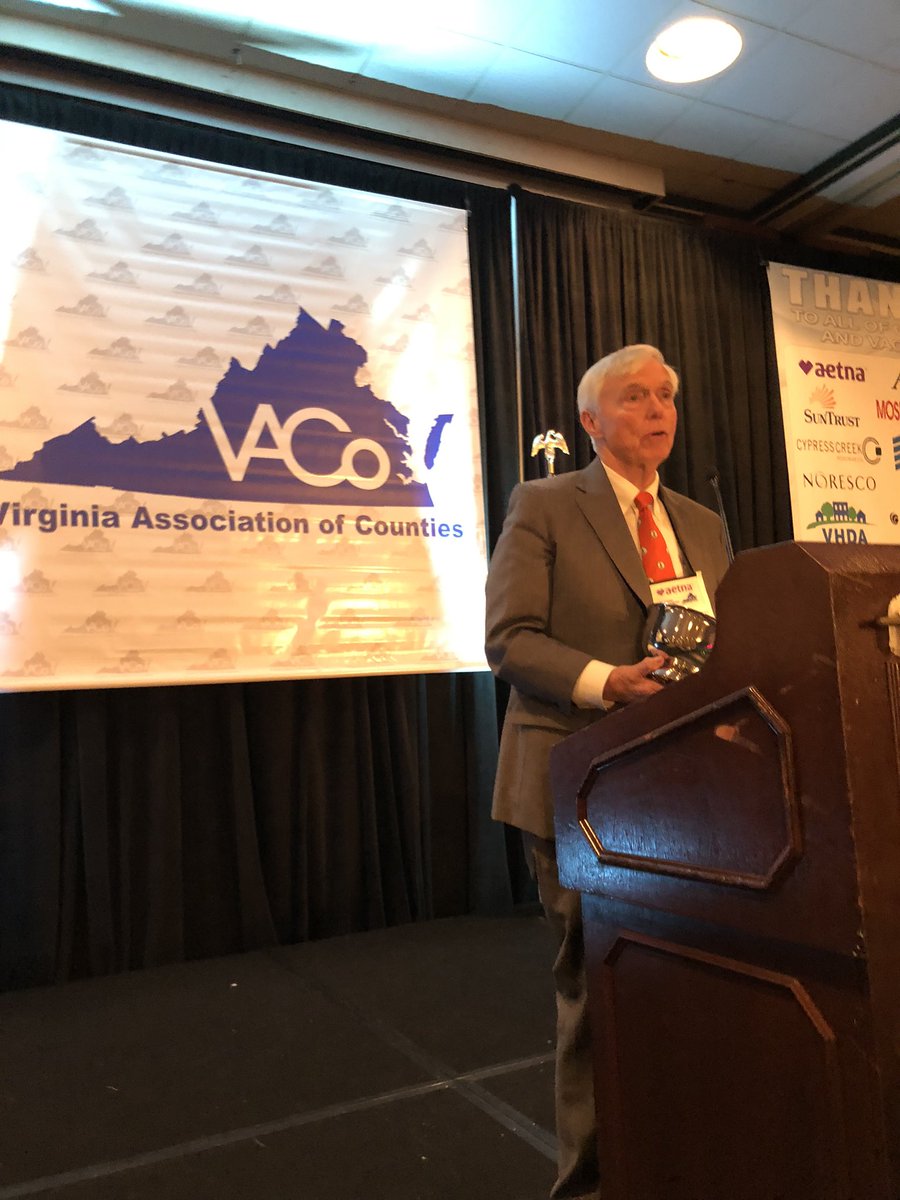 VACounties's tweet photo. VACo presented its most prestigious award - The Jefferson Cup - to former Speaker of the House William Howell tonight at the 85th Annual Conference. Thank you Speaker Howell for your service to the Commonwealth and your friendship with Counties. #VACoConf https://t.co/o82GY7Ks6M