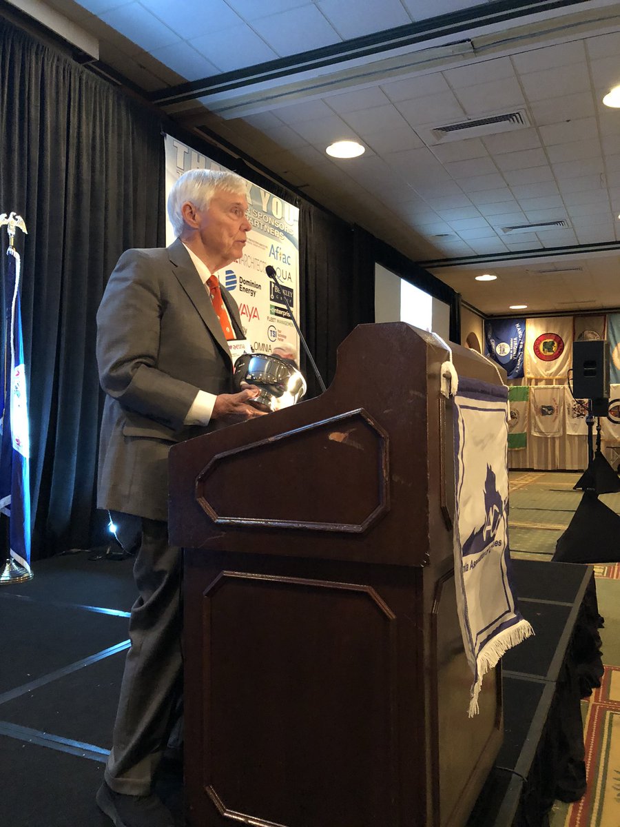 VACounties's tweet photo. VACo presented its most prestigious award - The Jefferson Cup - to former Speaker of the House William Howell tonight at the 85th Annual Conference. Thank you Speaker Howell for your service to the Commonwealth and your friendship with Counties. #VACoConf https://t.co/o82GY7Ks6M