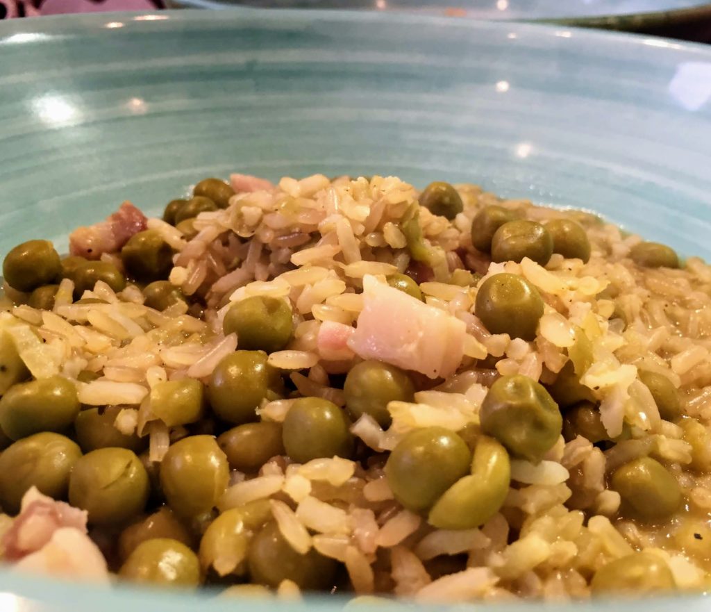 New post (Minestra di riso, piselli e pancetta) has been published on FoodForTelling - foodfortelling.it/recipe/minestr…