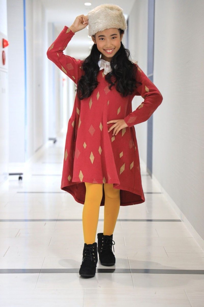 clears_yuzu0710's tweet image. 11/3㈰
 『JAPAN COLLECTION ENTERTAINMENT
in 神戸ポートオアシス❤』.
カメラマン : すずひな様（ @suzu.hina ）

#JAPANCOLLECTION
#ジャパコレ
#minau
#ミナウ
#うえむらゆずは
#被写体
#ポートレイト
#キッズモデル