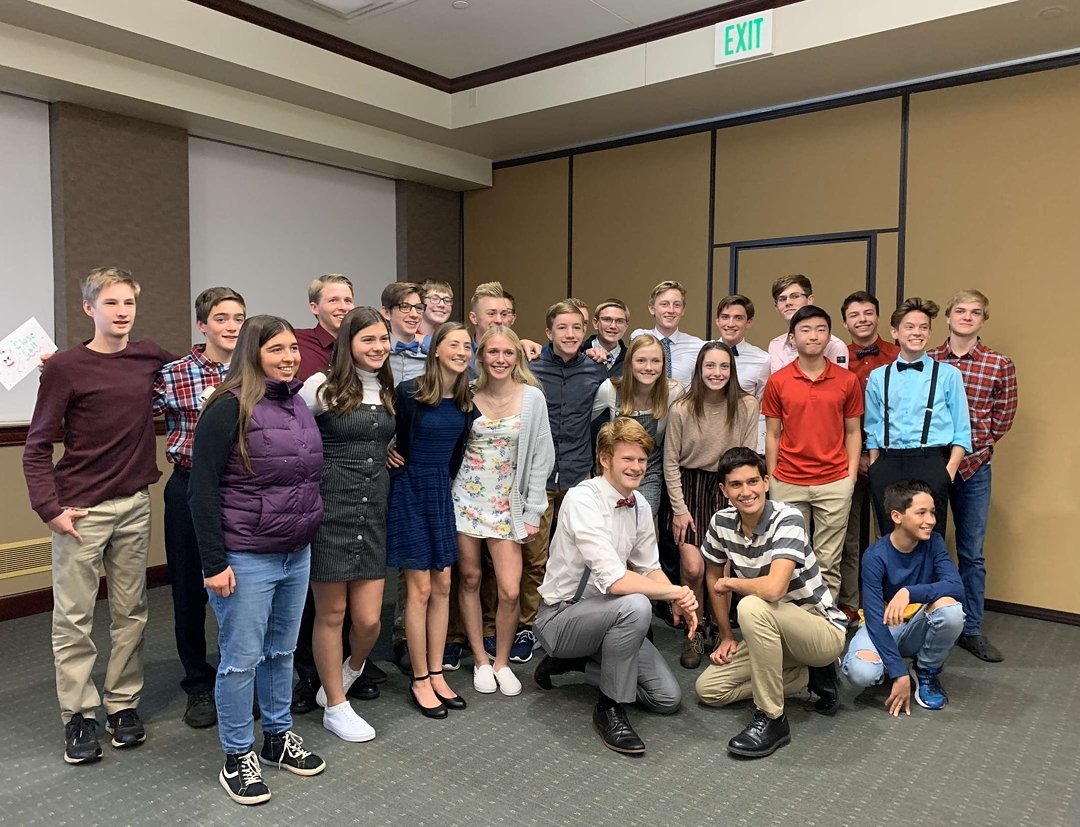 apollo_xc's tweet photo. Thank you everyone for such a great season! Your dedication paid off and then some. One of the most successful seasons in the HISTORY of Apollo! Everyone should be so proud! #SuccessfulSeason #NeverForgetTableTree #OrChevy #NextYearIsGoingToBeOffTheHook #ThankUParents #ApolloXC https://t.co/g30dez8TRV
