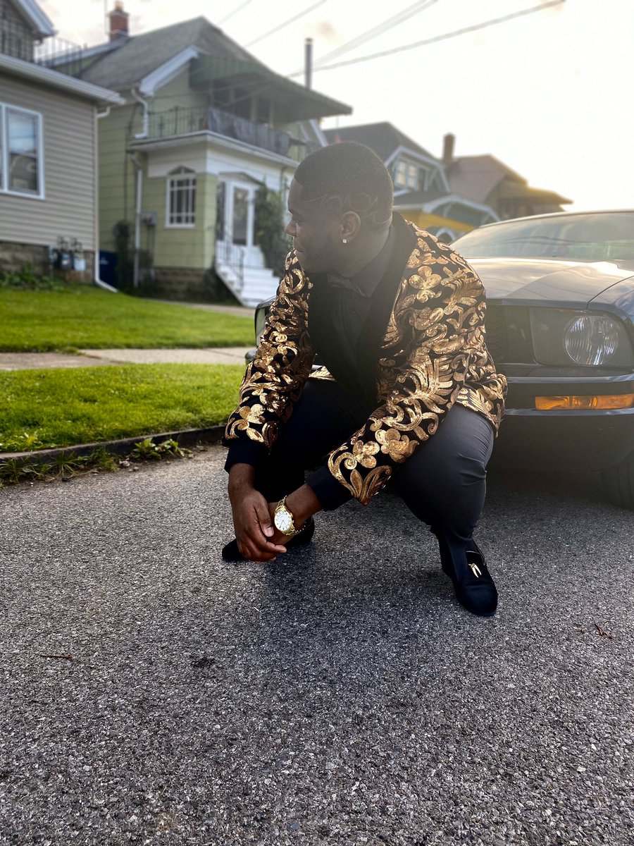 WrRumph's tweet photo. “I sentenced this Drip shit with ZERO Bail”🥶🔥 #hoco2k19 #Homecoming2019 https://t.co/H4TkqwbJhJ
