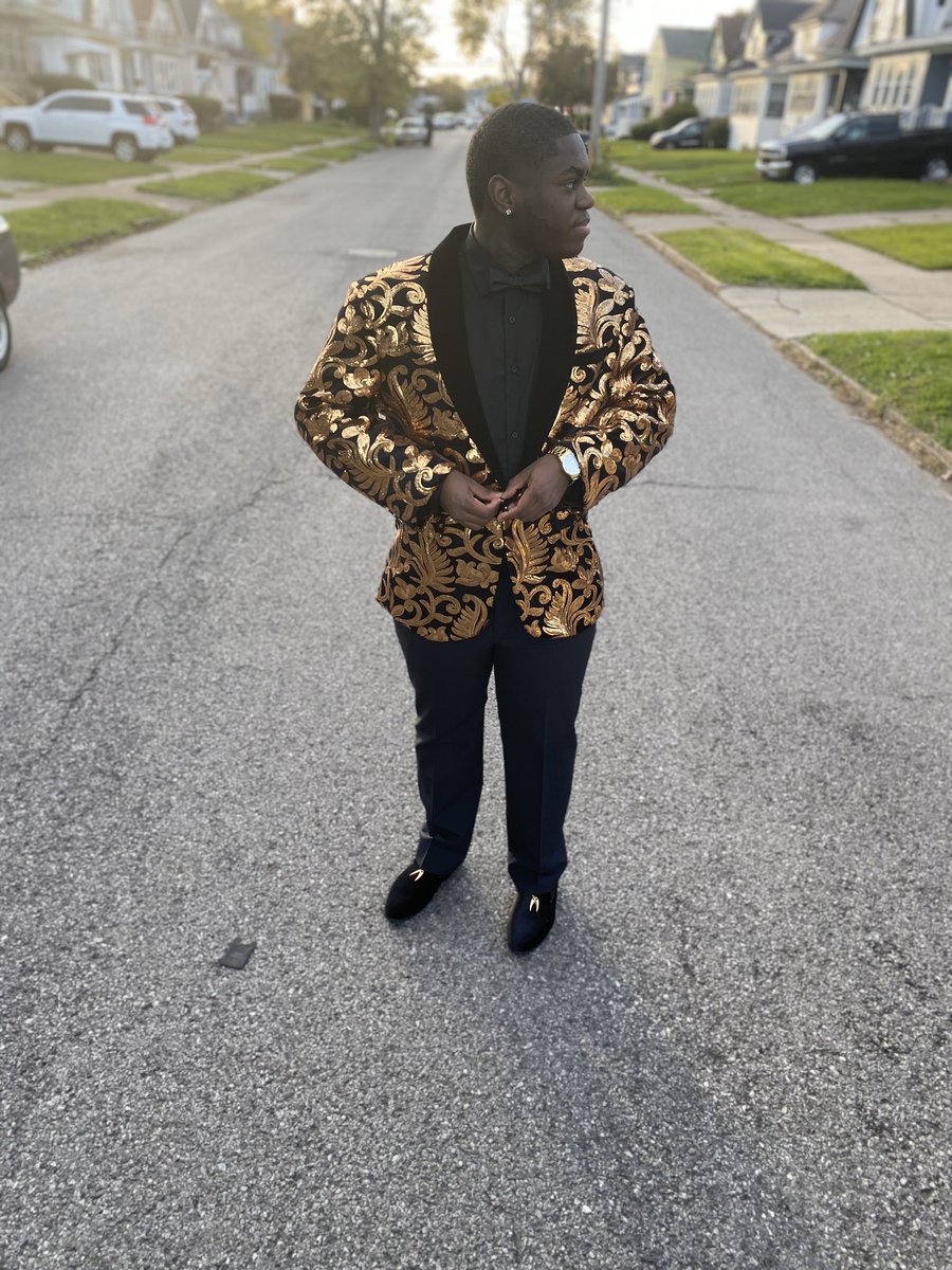 WrRumph's tweet photo. “I sentenced this Drip shit with ZERO Bail”🥶🔥 #hoco2k19 #Homecoming2019 https://t.co/H4TkqwbJhJ
