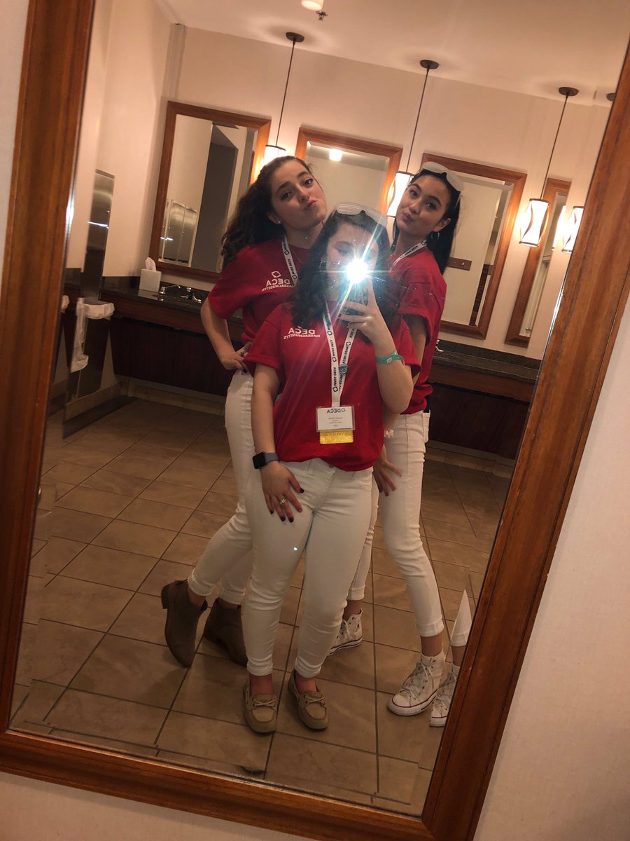 GraftonDECA's tweet image. DECA MONTH DAY 10: SCDC shirts! @mass_DECA #DECAMonth #massdeca