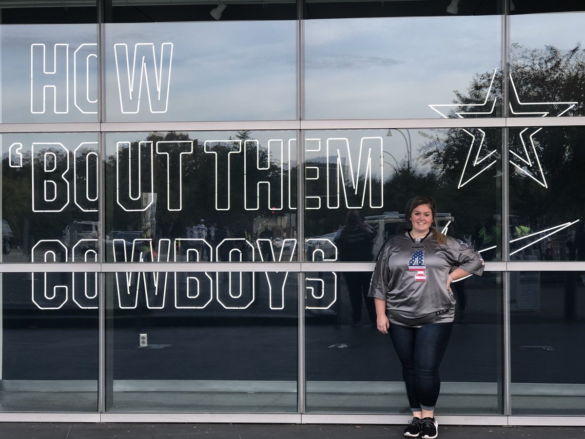 TholmesTodd's tweet photo. First trip to Dallas! #CowboysNation https://t.co/LrdaeGdufK